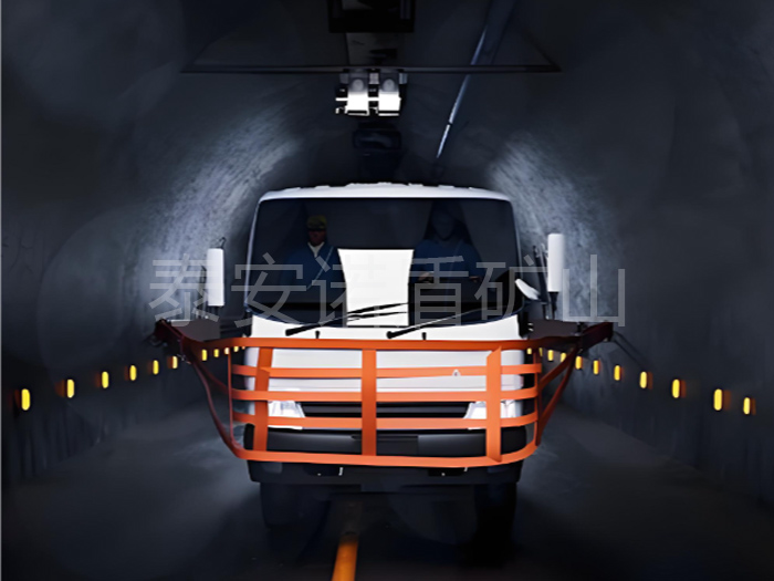 无轨胶轮车失速报警装置